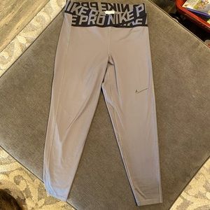 Nike leggings